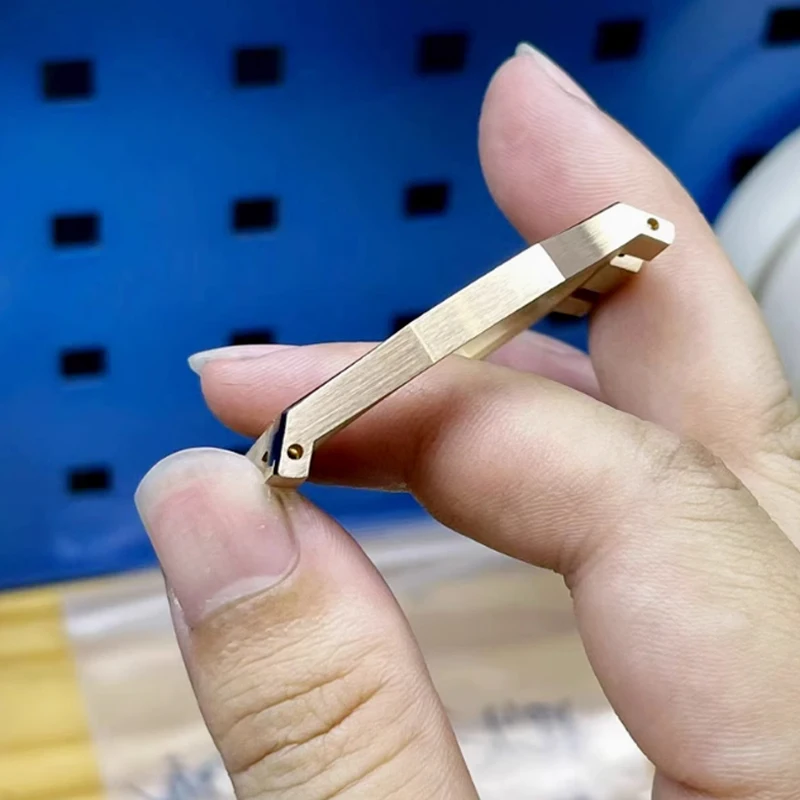 Outils de réparation de montres, tige de tréfilage de montre, coque de tréfilage d'avion latéral de boîtier, outils à main professionnels de rénovation