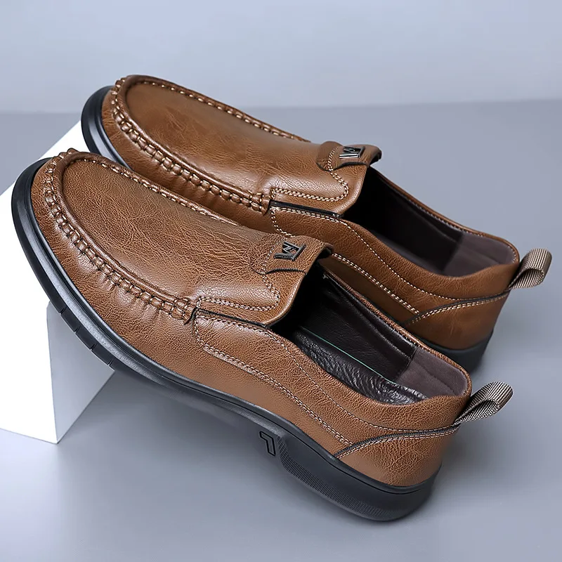 2024 Men's Split Leather shoes 38-44 Soft Anti-slip Rubber Loafers Man Casual Leather Shoes