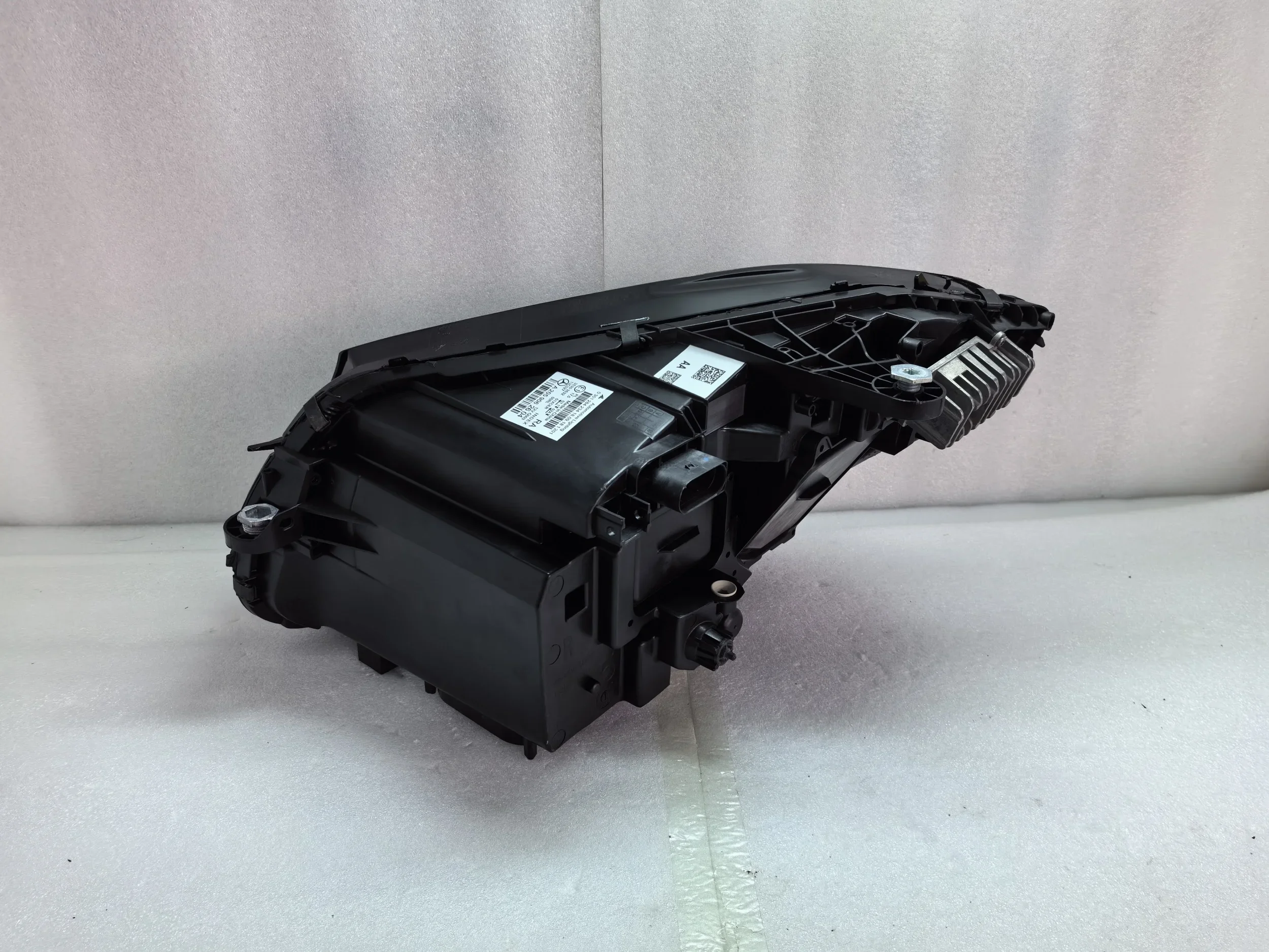 Faros delanteros originales W205 para Mercedes Benz Clase C, luces LED C200, C260, C300, 2015-2018