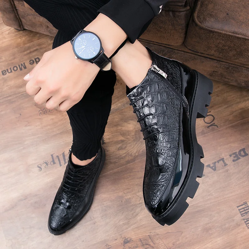 2024 New Casual Crocodile Pattern Short Boots Fashion Men Black Ankle Boots Business Dress Leather Boots Thick Bottom Winter