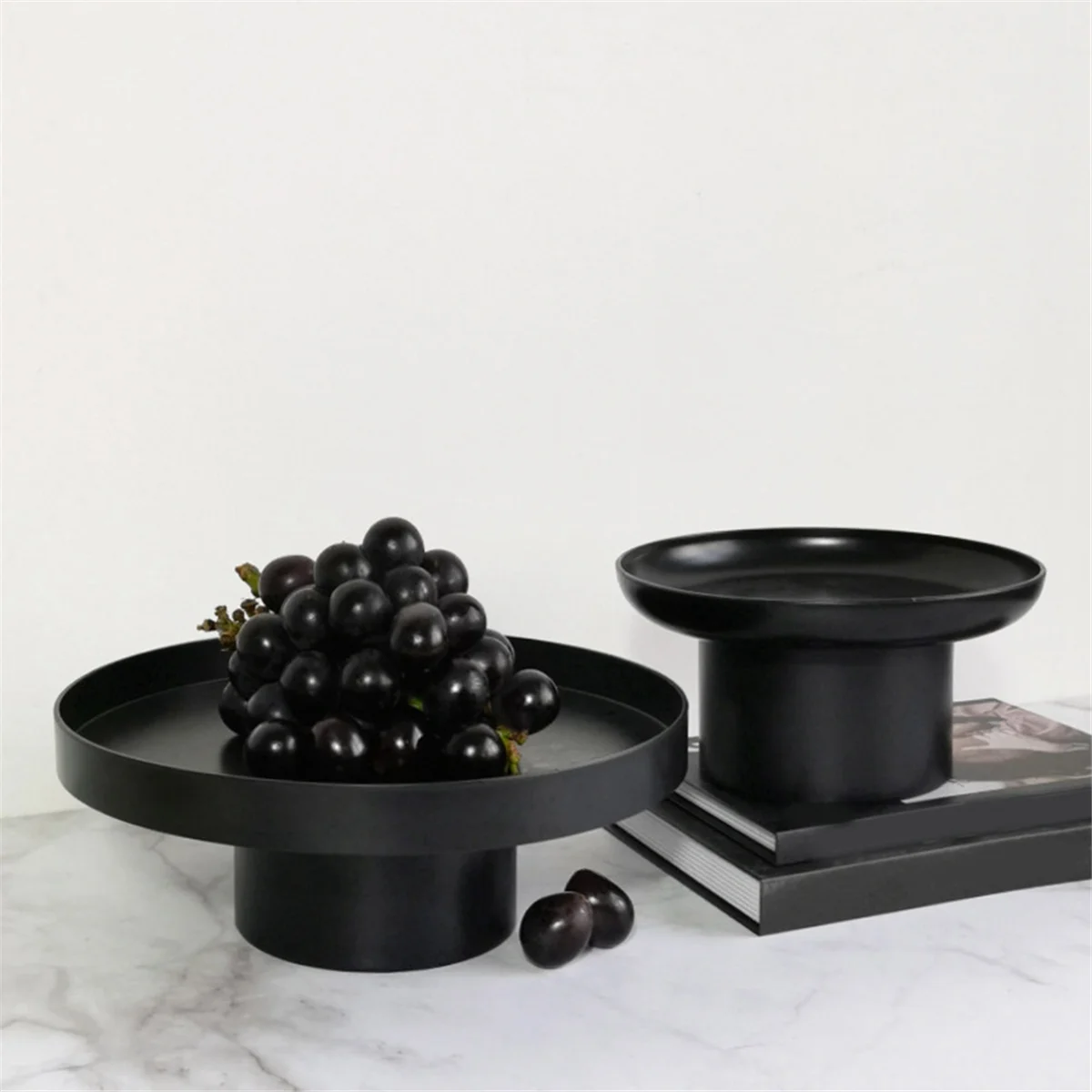 ABS Fruit Perfume Cosmetics Tray Black White Round Decorative Tray Organizer Home Decoration Board Simple Storage BoardC