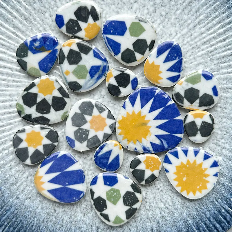 

100g Multi Color Irregular Ceramic Mosaic Tiles DIY Mosaic Making Stones for Craft Hobby Arts Wall Decoration Petal oval 917