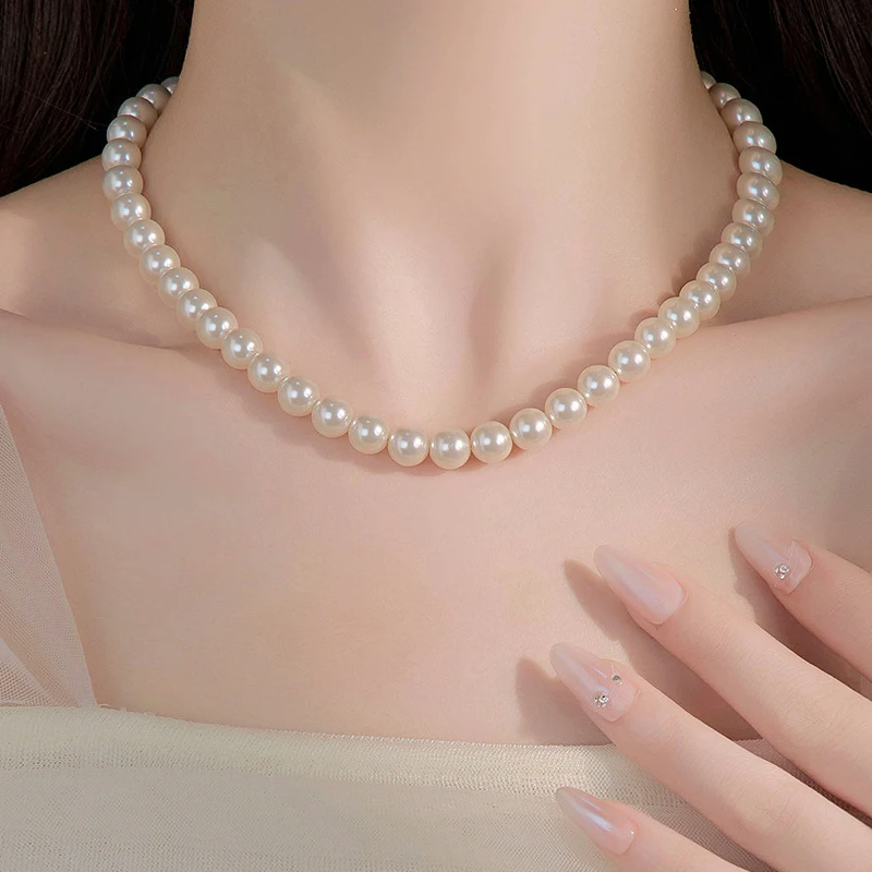 Moda elegancka biała imitacja perły Chokers naszyjnik dla kobiet mężczyzn bankiet weselny naszyjniki Vintage ręcznie robiona biżuteria na prezent