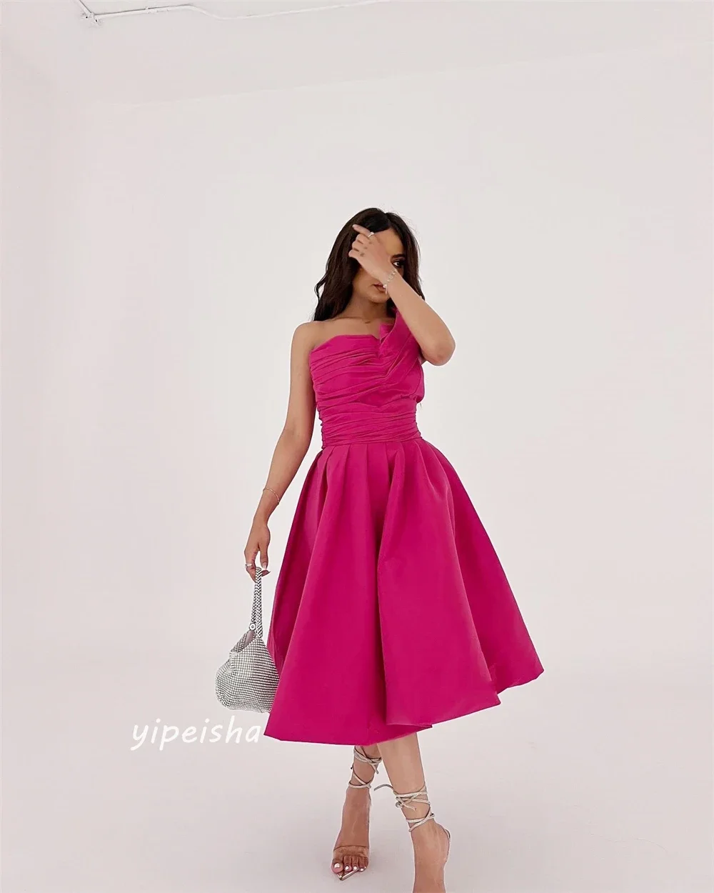 Robe de Bal Personnalisée en Satin Drapé et Plissé, Tenue de Soirée de Mariage, Ligne A, Épaules Dénudées, Exquise, Haute Qualité, Midi