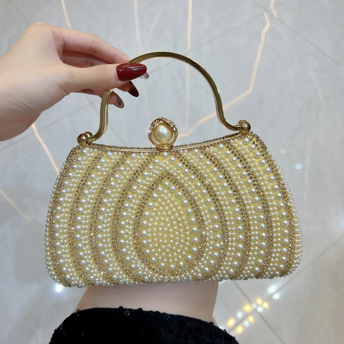New retro fashion dinner dress bag, pearl rhinestone messenger bag, women's high-end temperament hand bag