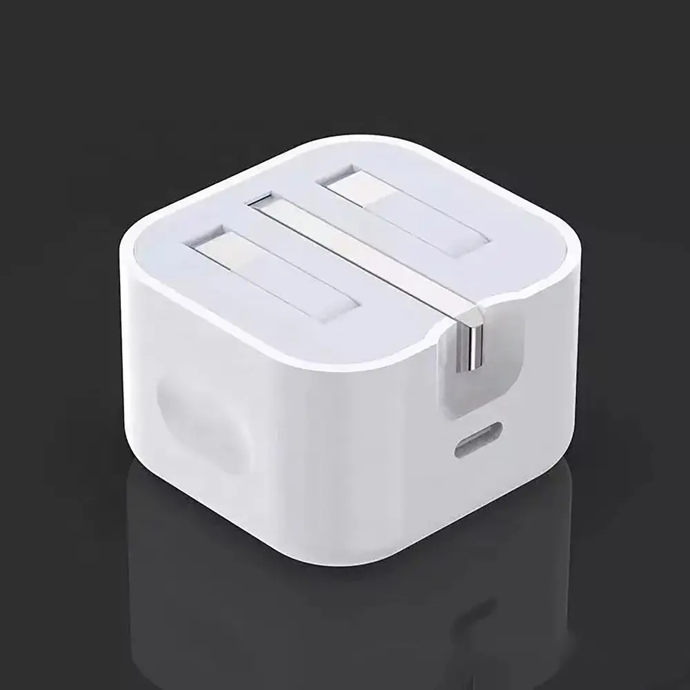 20 W Type-C Plug Quick Charger Fast Charging Phone Accessories Charger Head Britain Standard for iPhone15 /14/13/12/11 Pro Max