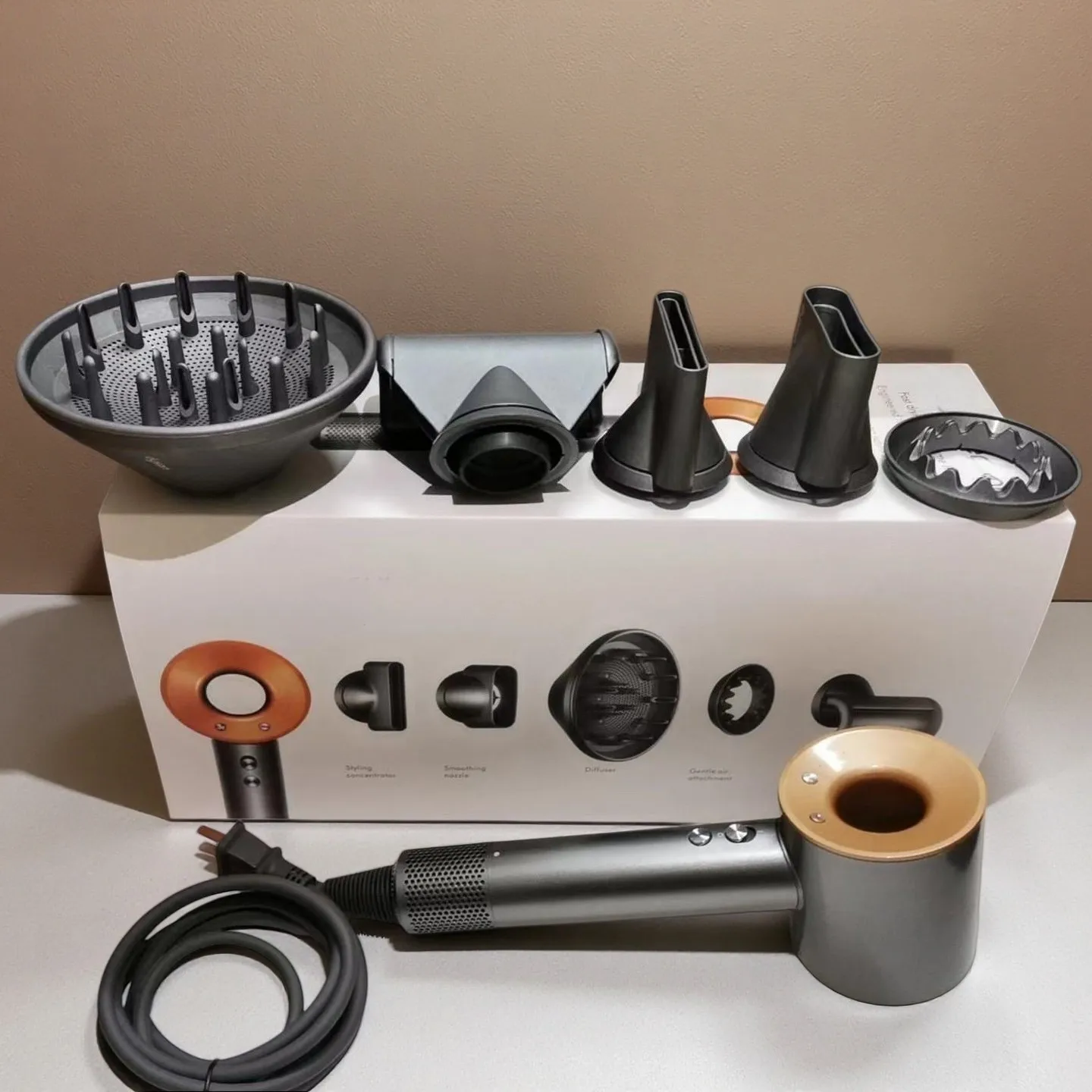 

Branded Bladeless High-speed Hair Dryer, Household Negative Ion Hair Care, High-power Hair Dryer, Hair Styling Accessory.