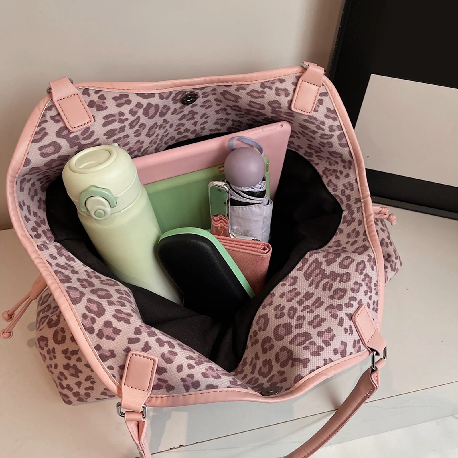 

Women Faux Suede Handbags Polka Dot Underarm Bag for Work Shopping Travel Daily