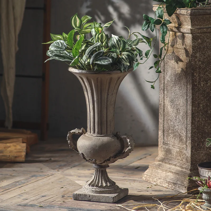 European antique antique floor-to-ceiling vase ornaments Sanxingdui personalized shaped flower pot resin integrated dry flower p