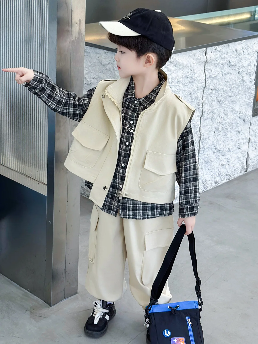 

Boys Spring Faionable Workwear Set Tee Pieces Vest irt Long Pants Cotton Blend Casual Sportswear for Teenagers