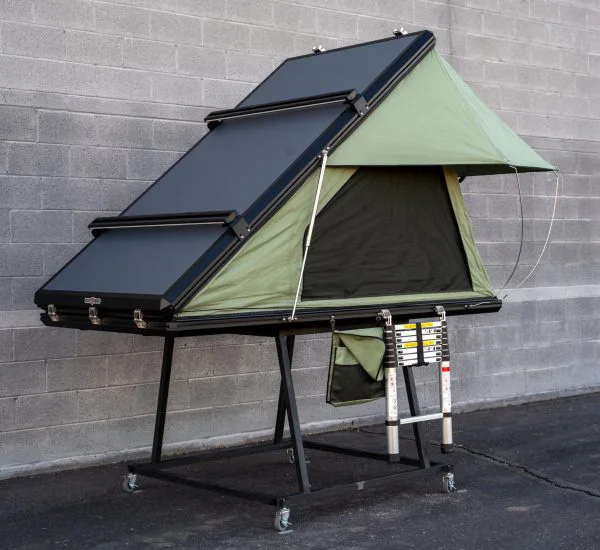 Family Triangle Camping Rooftop Tent Aluminum Top Roof Tent with Clamshell Hard Shell Roof Top Tent