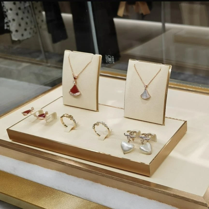 

Высококачественный реквизит для демонстрации ювелирных изделий, счетчик, кольцо, серьги, ожерелье, браслет, стеллаж для хранения, витрина, стеллаж для демонстрации ювелирных изделий