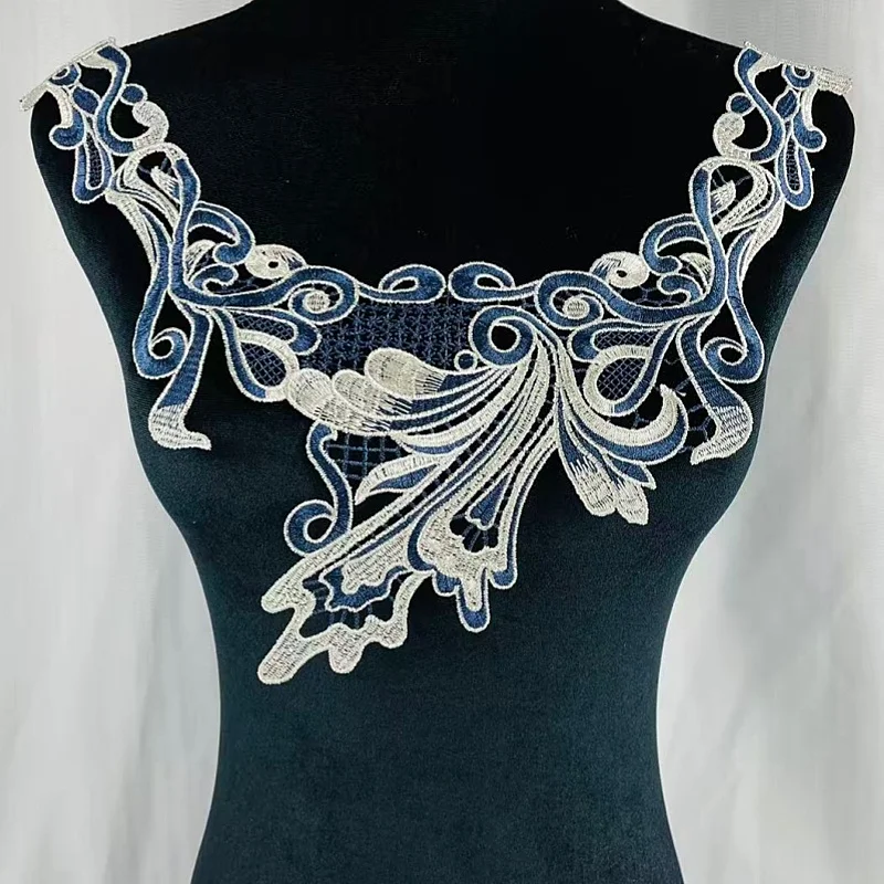 A blue and white embroidered lace collar decoration patch - a classic floral stitched collar decoration fabric piece, suitable f