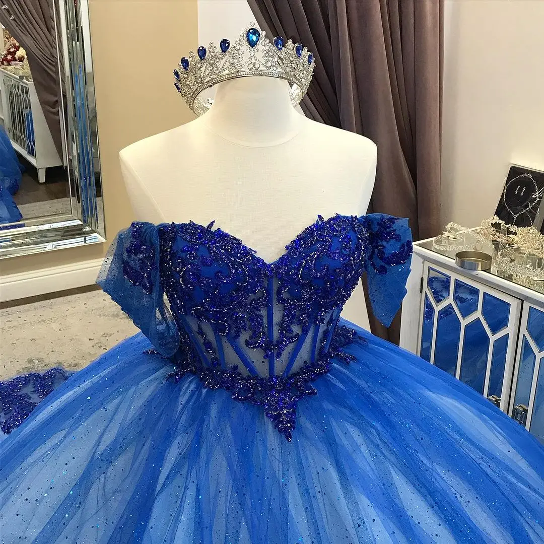 Glamorous Sheer Corset Bodic Detachable Off-the-shoulder Sleeves Quinceanera Ball Gown with Scalloped Train Sweet 16 Dress