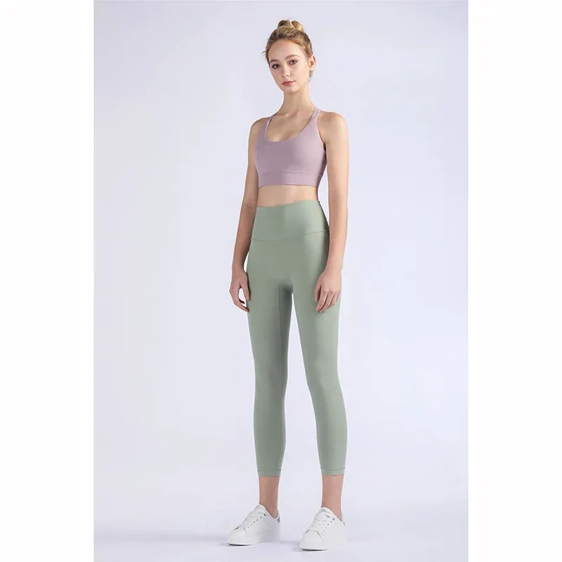 2023 Hot Sale New Arrival Skin-Friendly Female Yoga Leggings Solid Color High Waist Outside Running Pants Calf-Length