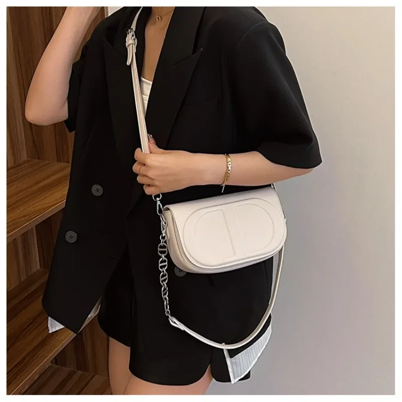 2024 New Fashion Original Designer High Quality for Women French Shoulder Crossbody Bag for Women Underarm Bag Camera Bag