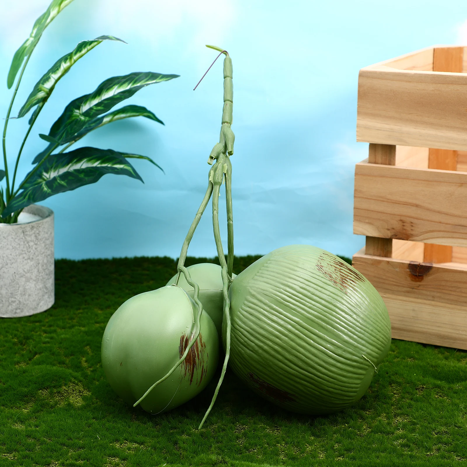 

3Pcs Coconut Tree Decoration Artificial Coconuts Fake Fruit Props Tropical Plastic Fruits Reusable nament For Home Decor