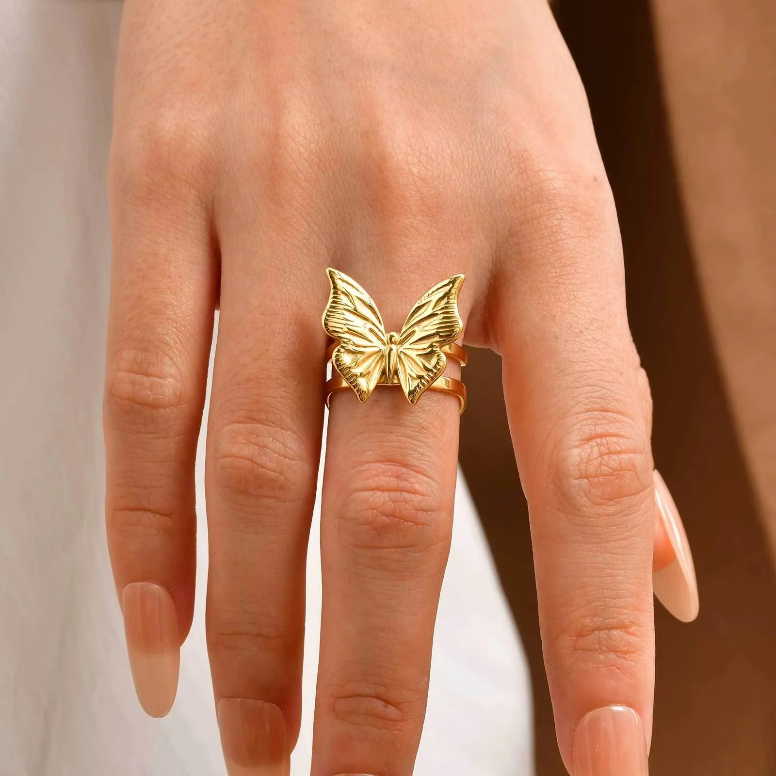 

New Elegant Geometric Design Texture Butterfly Rings Waterproof Gold Plated Stainless Steel Opening Rings For Women Wear Gifts