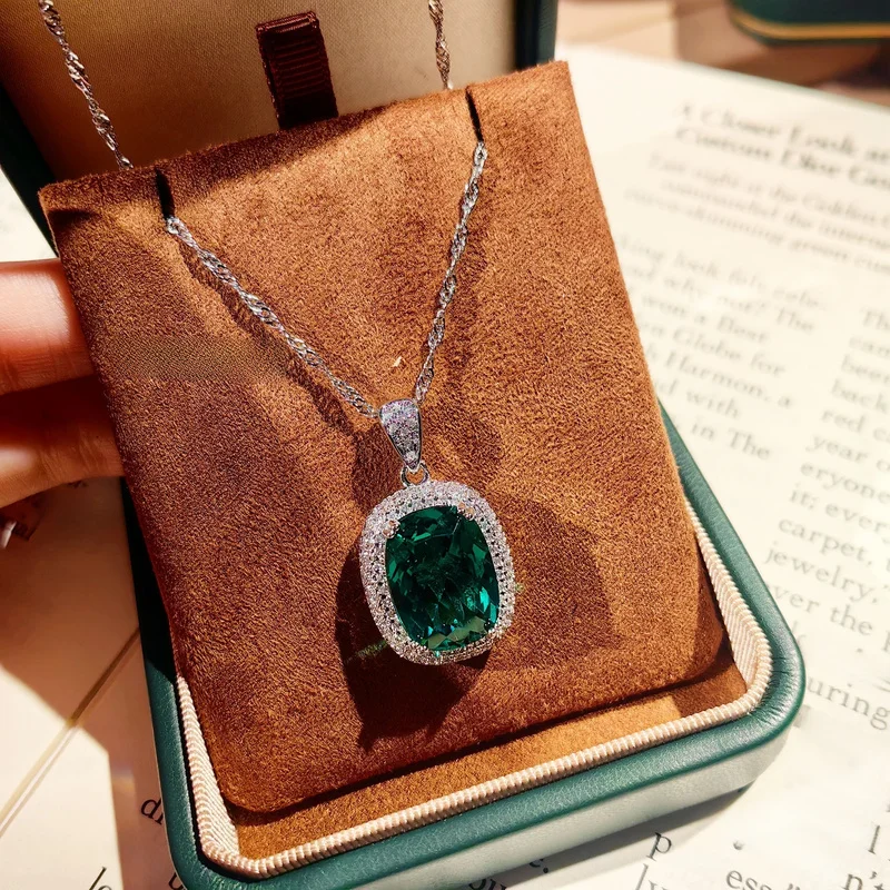 Style Fashion Green Emerald Pendant Necklace S925 Silver Ring - Elegant Party Jewelry for Ladies