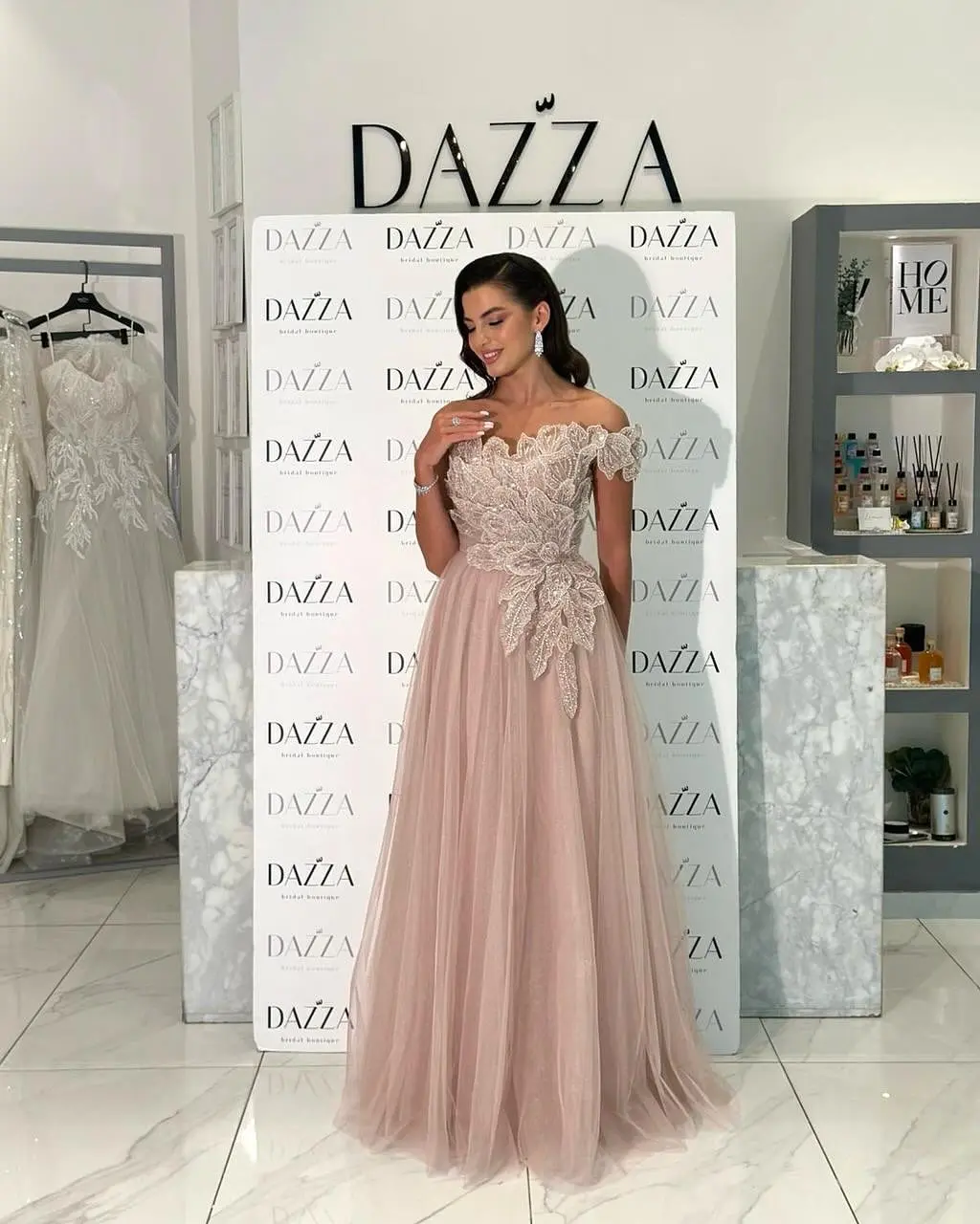 Meetlove واحد على الكتف بلا أكمام خط طول الأرض تول الدانتيل الديكور مخصص زين عارية الذراعين فساتين لحضور الحفلات الموسيقية للنساء