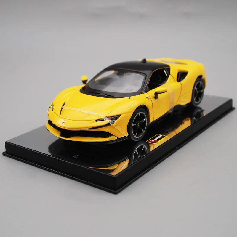 Bburago 1:32 New Style Ferrari Laferrari Sound And Light Alloy Luxury Vehicle Diecast Pull Back Car Model Collection Gift