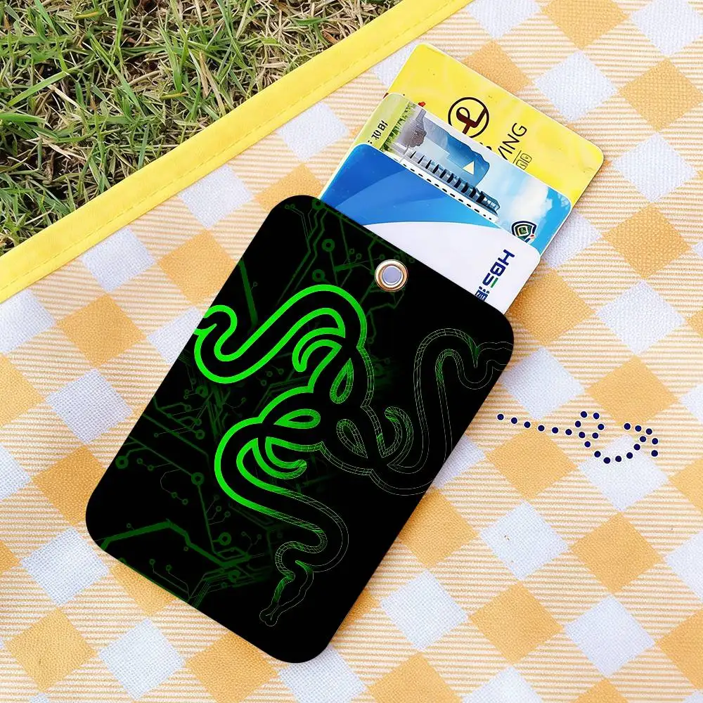 Gaming Peripherals Brand R-Razer Office Supply Men And Women Credit Card Keyrings Student Card ID Card Holder Credential Holder