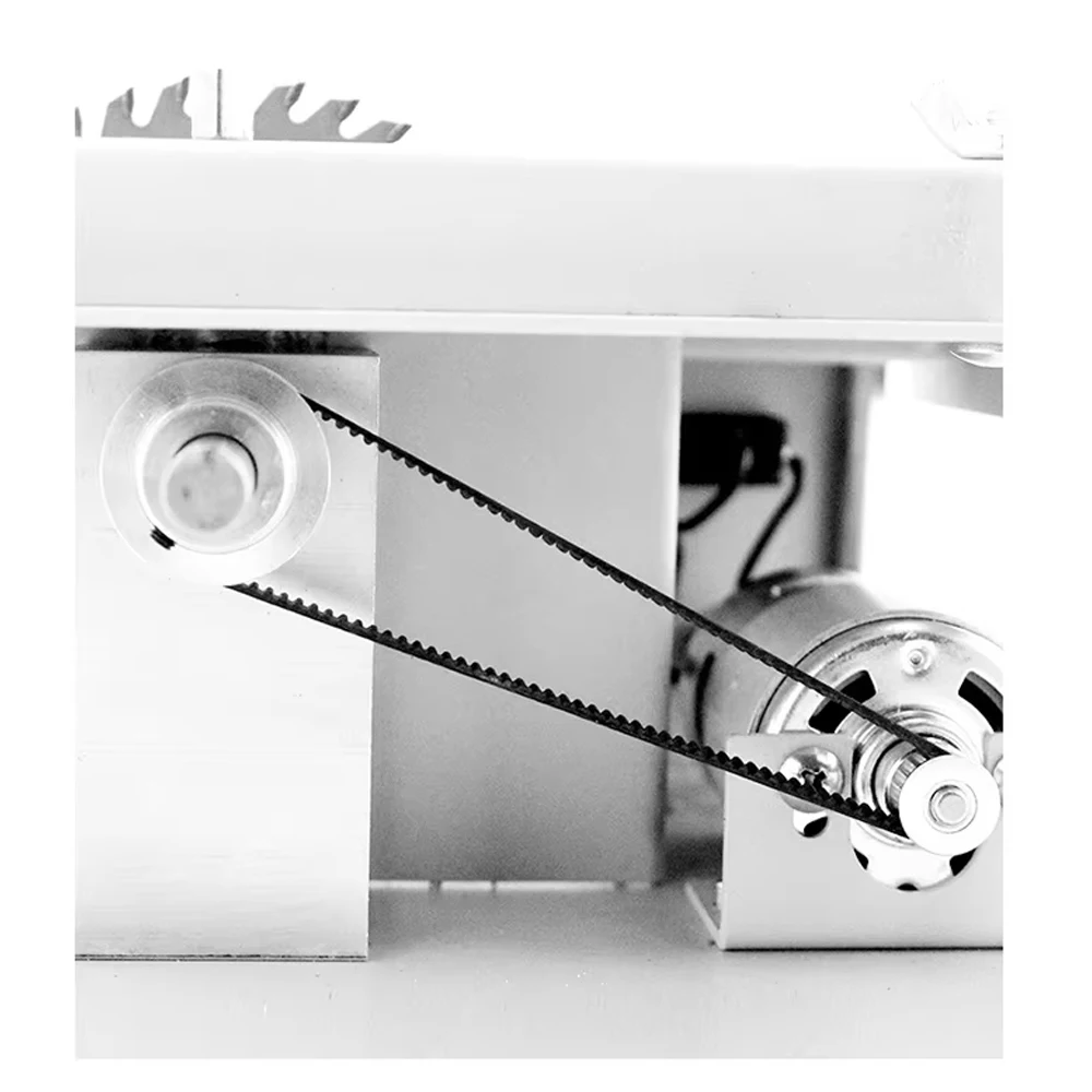 Miniaturowa piła stołowa do obróbki drewna, mała piła stołowa DIY do modelarstwa, precyzyjne cięcie, mini piła, piła stołowa do hobbii.