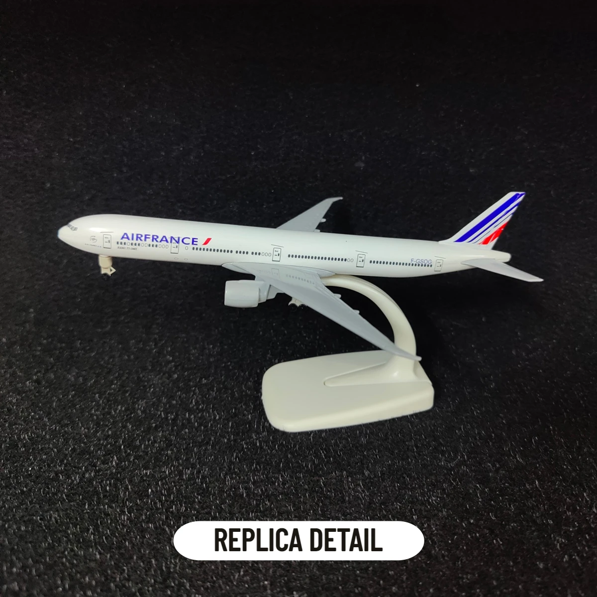 Scale 1:250 Metal Aircraft Model Replica, France Airlines B777 Airplane Aviation Miniature Art Decoration Collection Kid Boy Toy