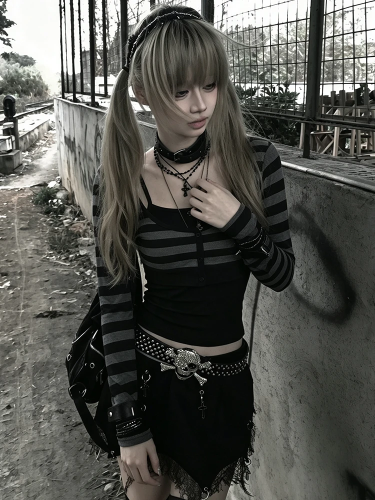 Tonngirls Japanische Y2k Zweiteilige Oberteile für Damen, Langarm Gestreiftes Crop-Top + Ärmelloses Camisole, Amerikanisches Retro-T-Shirt, E-Girl 2000er Jahre – Detail 7