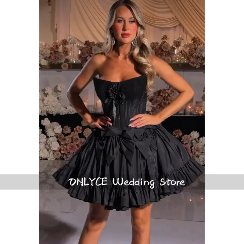 Customized Short Strapless Homecoming Dresses with Pockets A-Line Taffeta Lace Up Back Graudation Dresses for Women