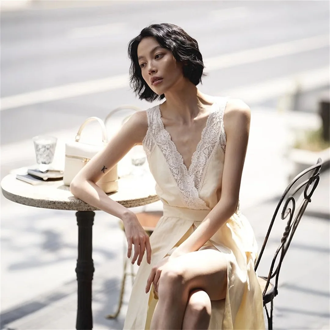

French Style Lace Sleeveless V-Neck Dress Waist-Cinching Belted A-Line Gown Soft Viscose Linen Material Non-Stretch Summer Dress
