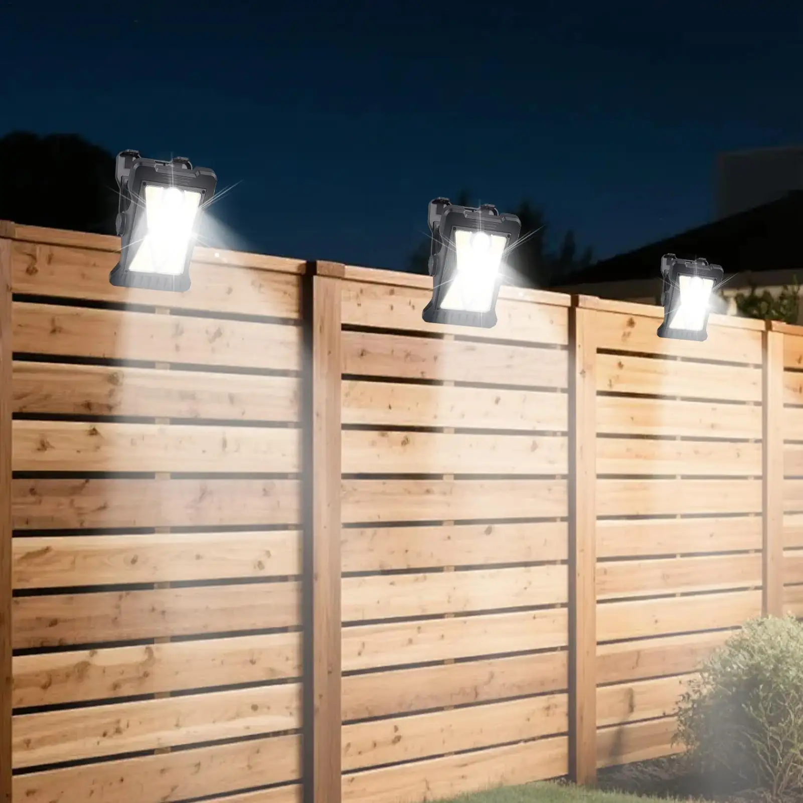 Outdoor Solar Light 3 Modes Clip On Lamp Outside Solar Lights For Yard Garden Yard Backyard Courtyard Porch Farm Balcony Lawn