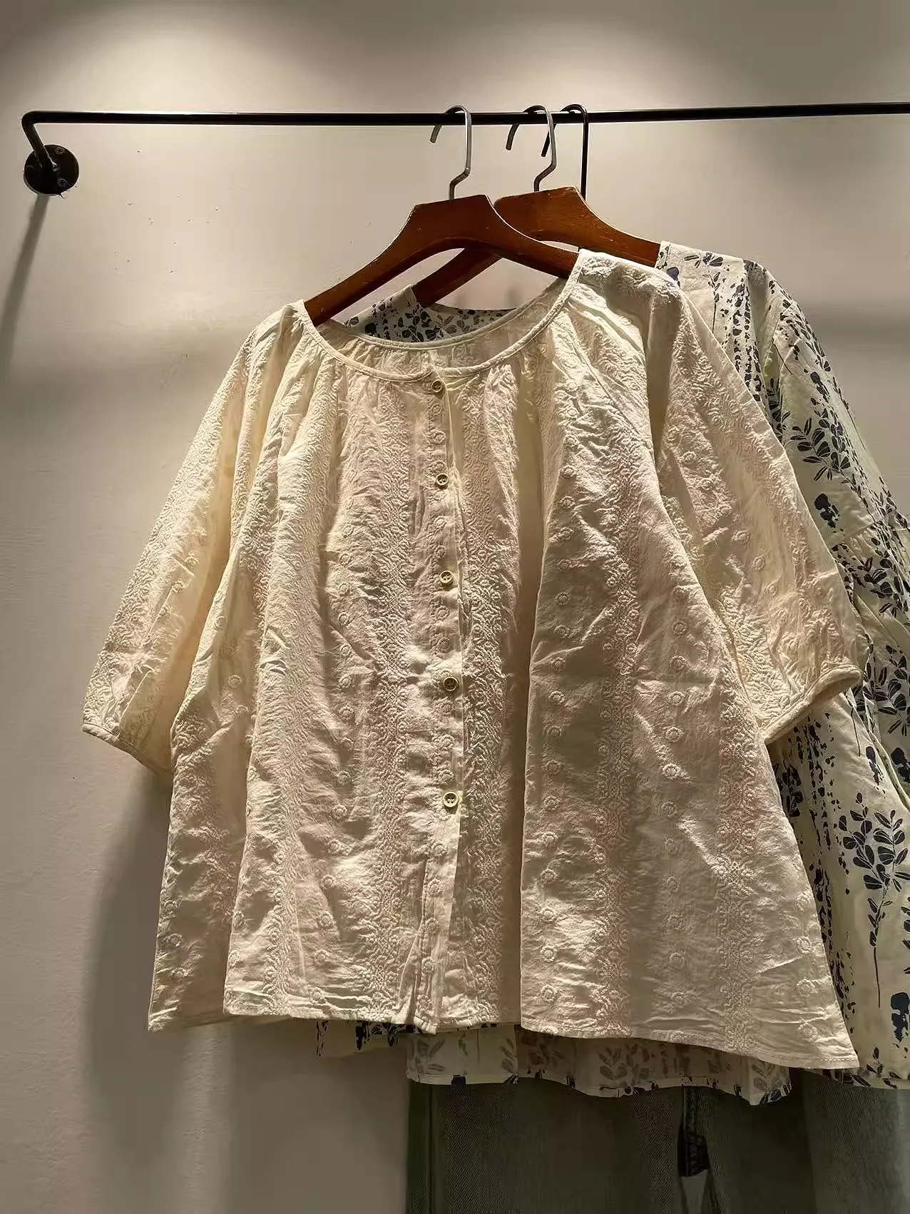 

Bust 122cm pure cotton lace embroider shirts elegant women tops Japanese style beige blouses lady tops