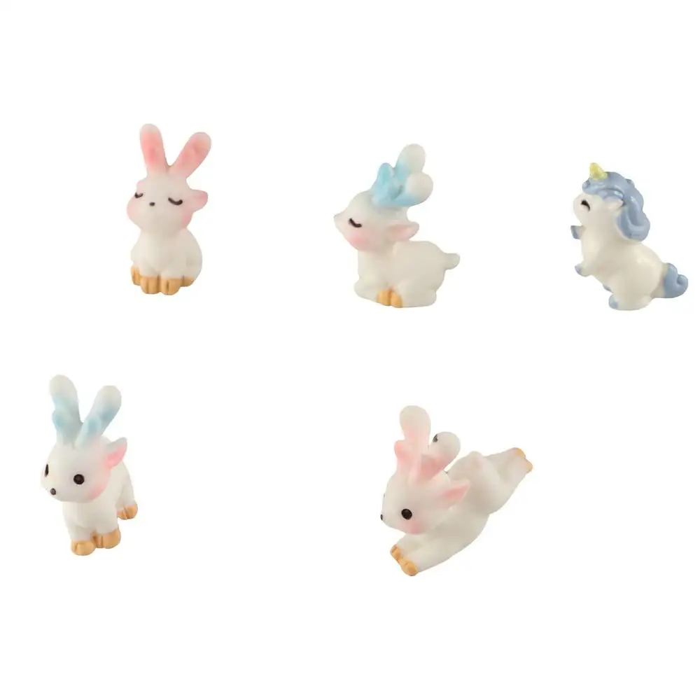 تماثيل صغيرة على شكل حيوانات كرتونية سيكا الغزلان التماثيل الصغيرة لطيف الأيائل مصغرة التماثيل واقعية الراتنج الحرف الغزلان تمثال ديكور المنزل سيارة #2