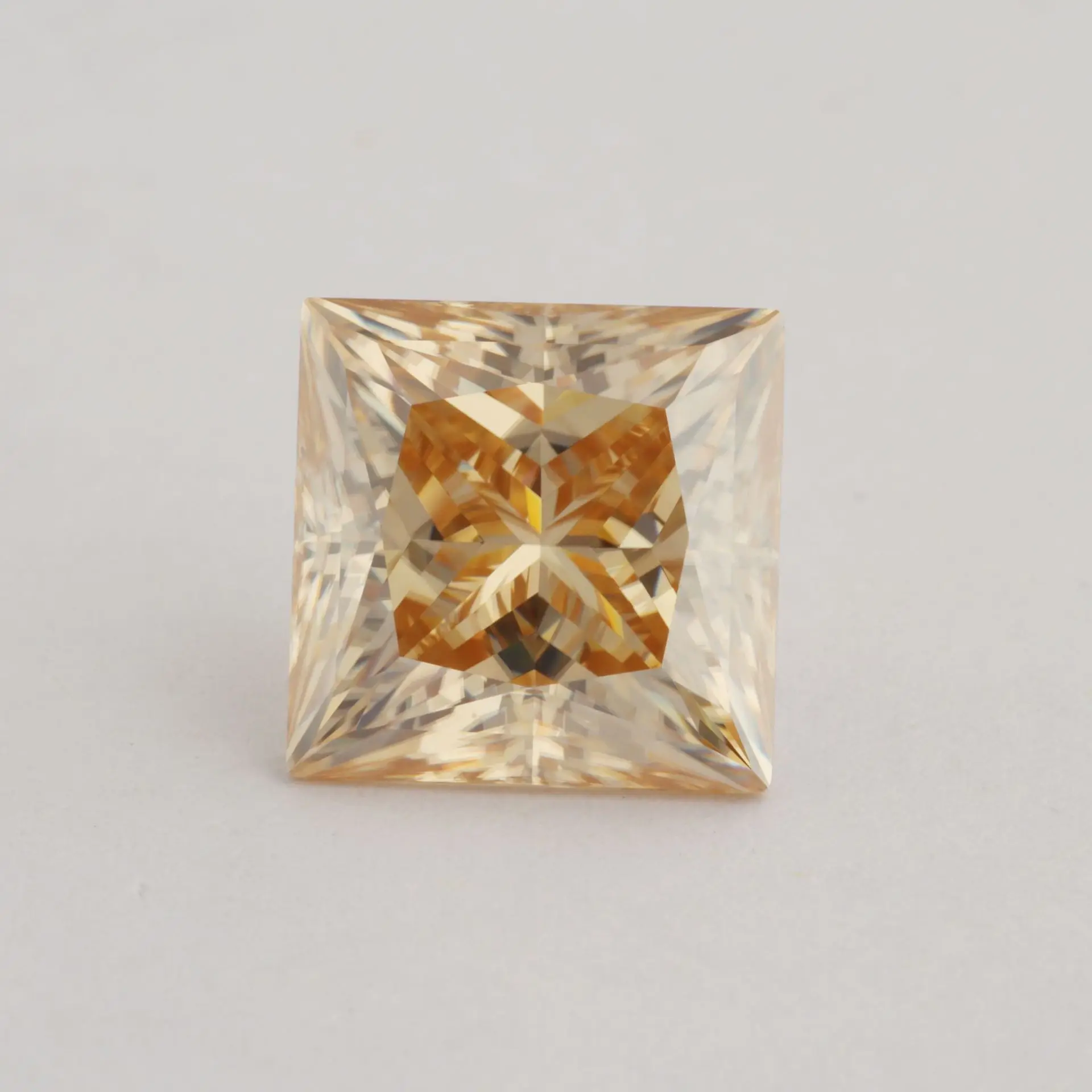 

1PC/Lot 1-6 Carat Princess Square Cut Champagne Moissanite For Jewelry Making
