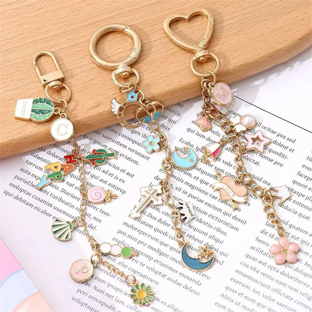 Multi-use Gear 316Pcs Keychain Making Kit, DIY Charms Jewelry Set with Chains, Hooks, Rings & Tools for Gifts