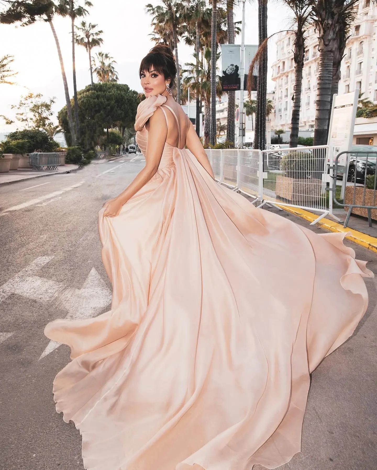 Champagne Rose Prom Gowns Floral Ruffled Shoulder Wedding Photoshooting abiye gece elbisesi Women Dresses For Wedding Overskirt