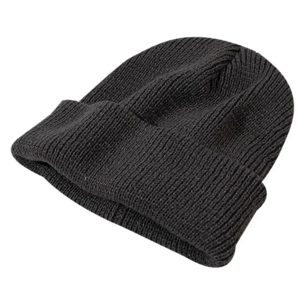 Windproof Reflective Knitted Hats Keep Warm Thicken Shining Beanies Hat Luminous Jennie Style Sequin Knitted Hat Running/Walking