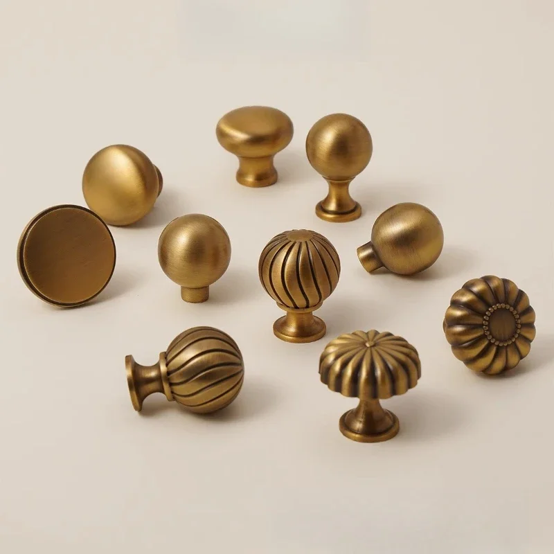 Vintage Style Brass Handles, Bronze Single-hole Small Knob For Wardrobe Doors, Drawers,and Cabinets, Kitchen Furniture Handles