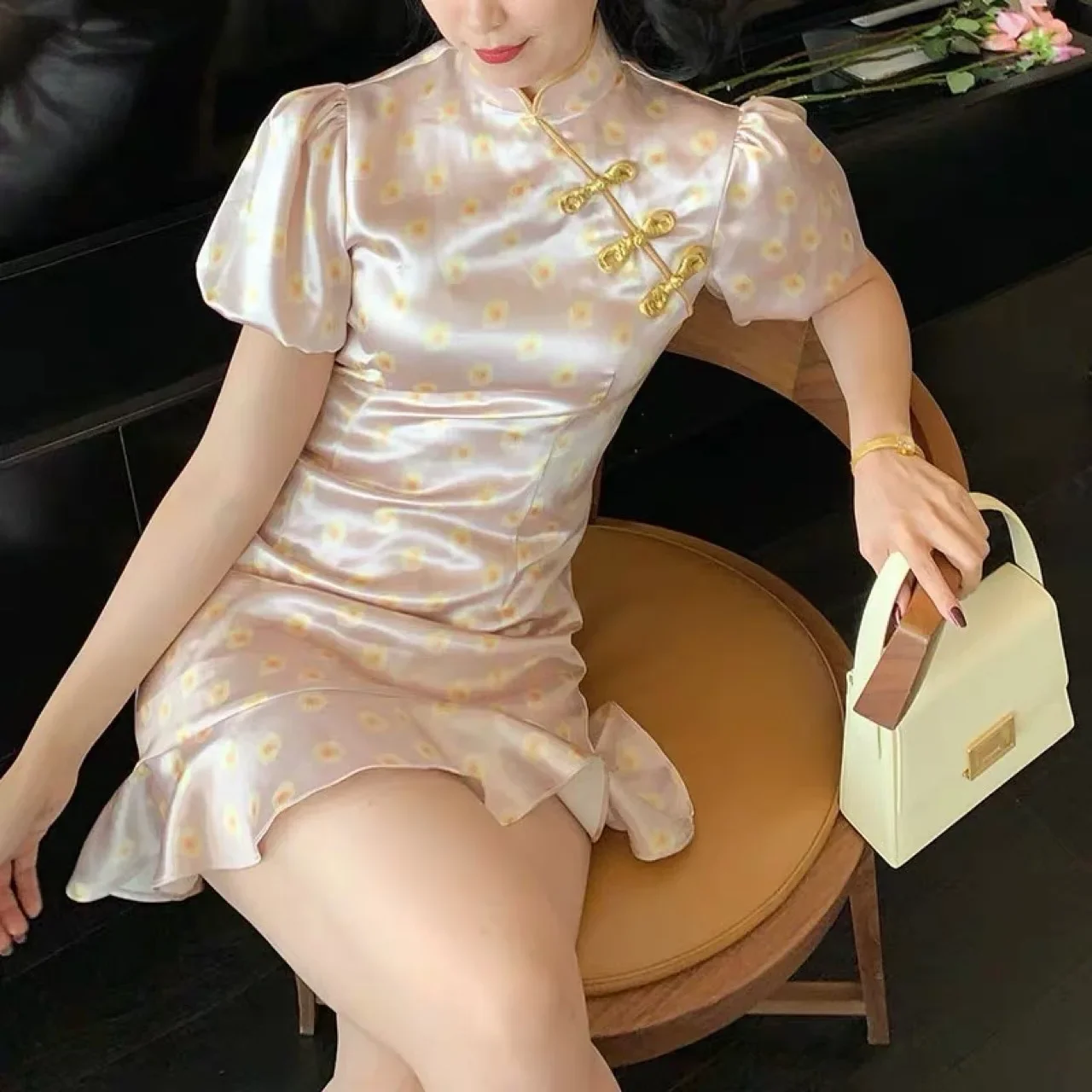 Summer New Chinese Cheongsam Dress Women Sweet Satin Ruffle Short Sleeve Modern Qipao Dress Improved Slim Party Evening Dress