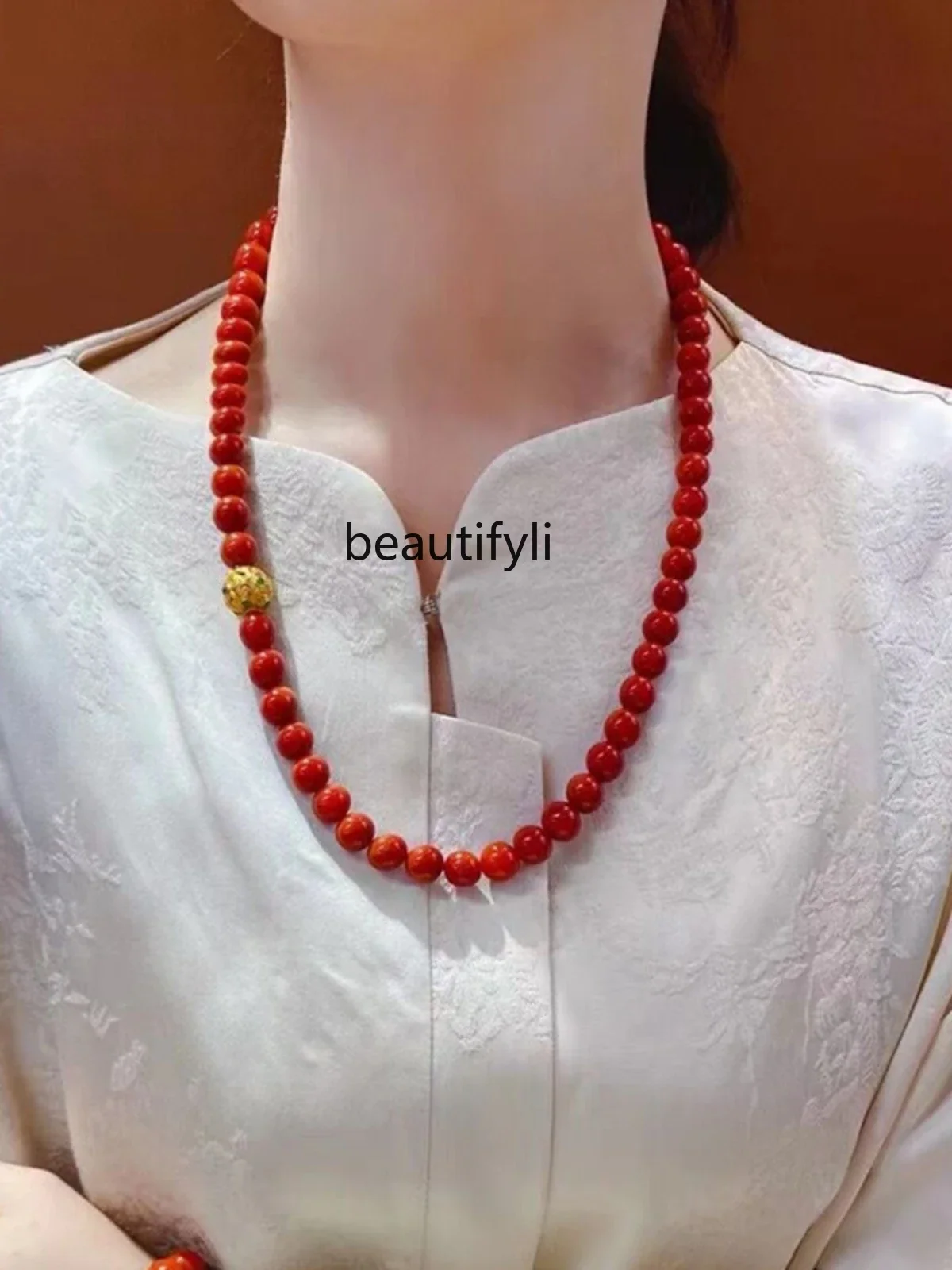 Natural Nanhong agate necklace light luxury Chinese beaded collarbone chain high sense gift