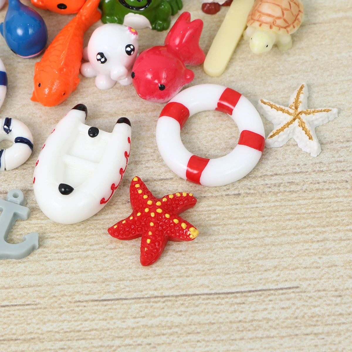 28Pcs Ocean Resin Ornaments Cute Mini Aquarium Decor for Fresh Salt Water Tanks Beach Theme Party Home Vivarium Landscape Craft