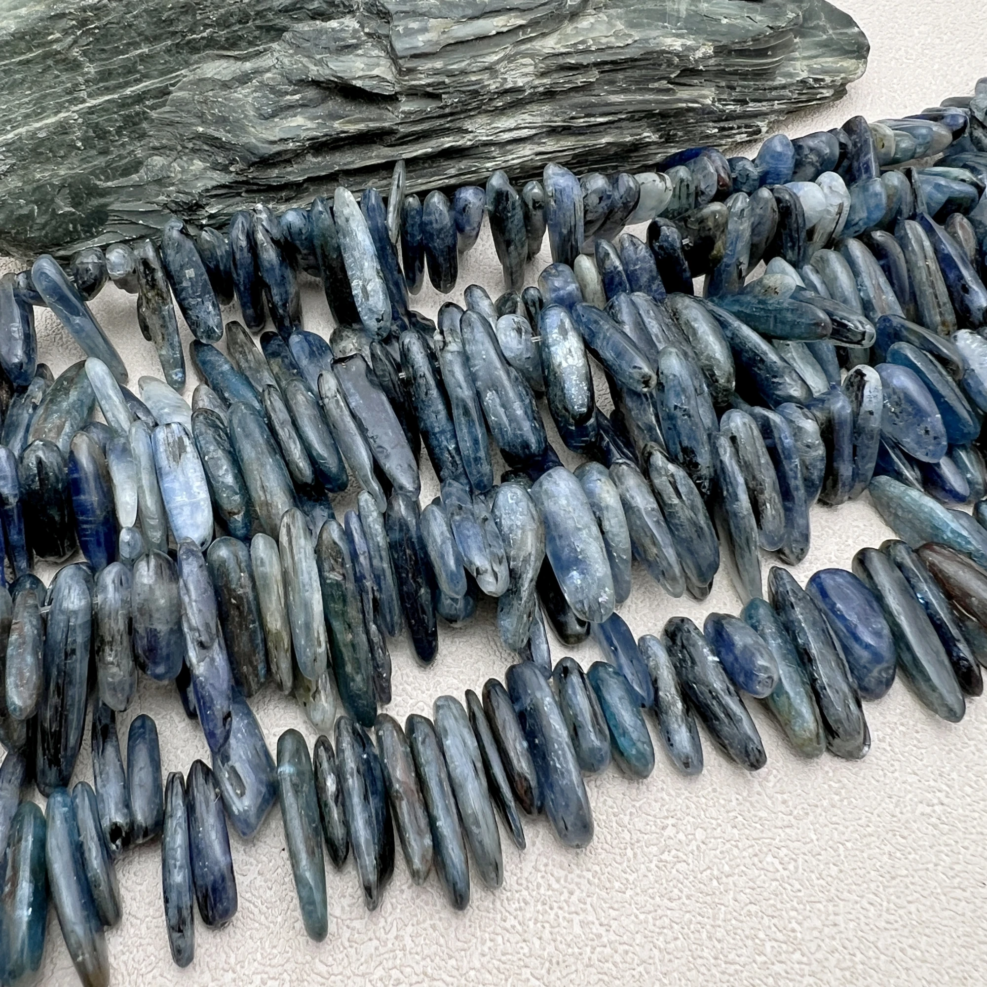 Polished Dark Blue Natural Stone Kyanite Quartz Stick Beads For DIY Jewelry Making