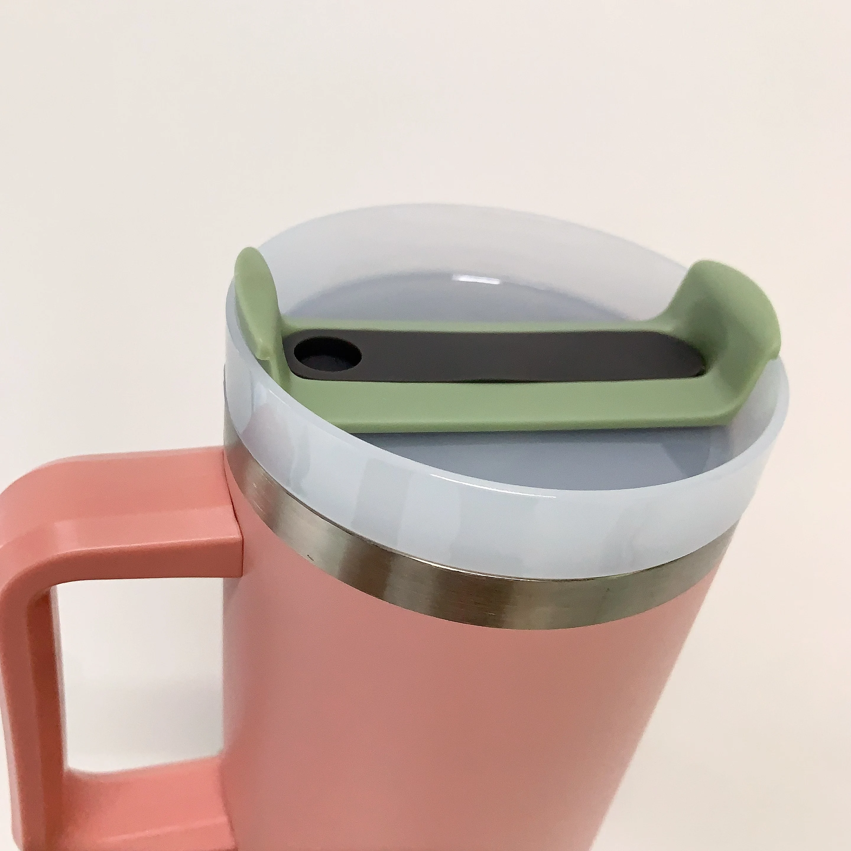 40Oz Sealing Bottle…