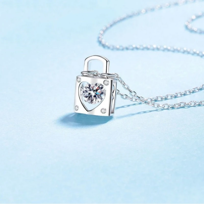 Women Valentine's Day 18K White Gold Lock Type Necklaces Daughter Birthday Gift 0.3/0.5CT Moissanite Diamond PT950 Platinum Girl