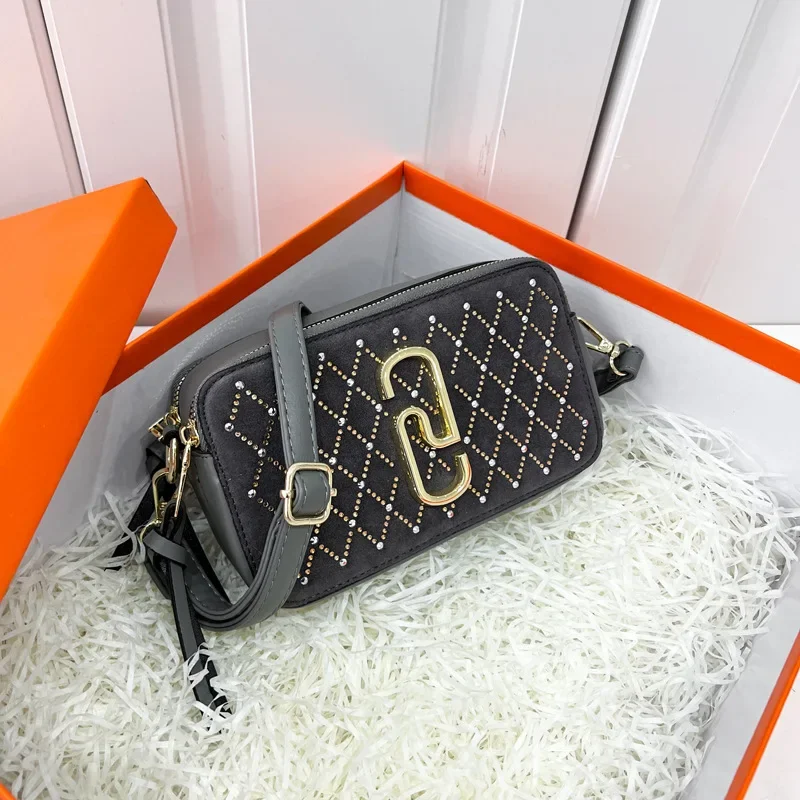 

2025 New Ladies' Trendy and Versatile Wide Strap Sophisticated Texture Crossbody Small Square Bags with High-End Sense