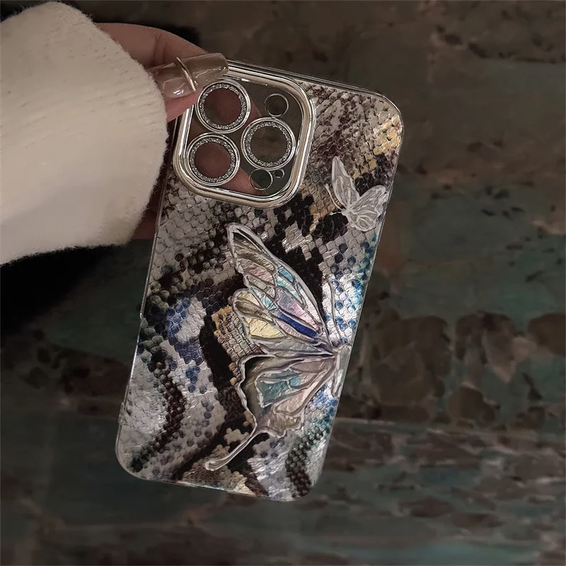 Custodia per telefono farfalla laser in pelle di serpente per iPhone 16 Pro 15 14 12 13 Pro Max Cover custodie in silicone antiurto per 15Pro Cute Funda