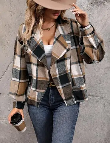

Autumn and Winter 2025 New Casual Retro Fleece Cardigan Women's Fashionable Personality High Street Style Lapel Short Jacket