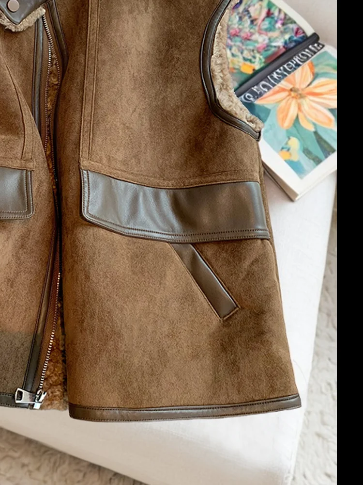 سترة نسائية عصرية من الصوف البني مع سحاب مرقع دافئ سميك بدون أكمام معطف نحيف كل مباراة ملابس الشارع الشهير قطع علوية مقصوصة