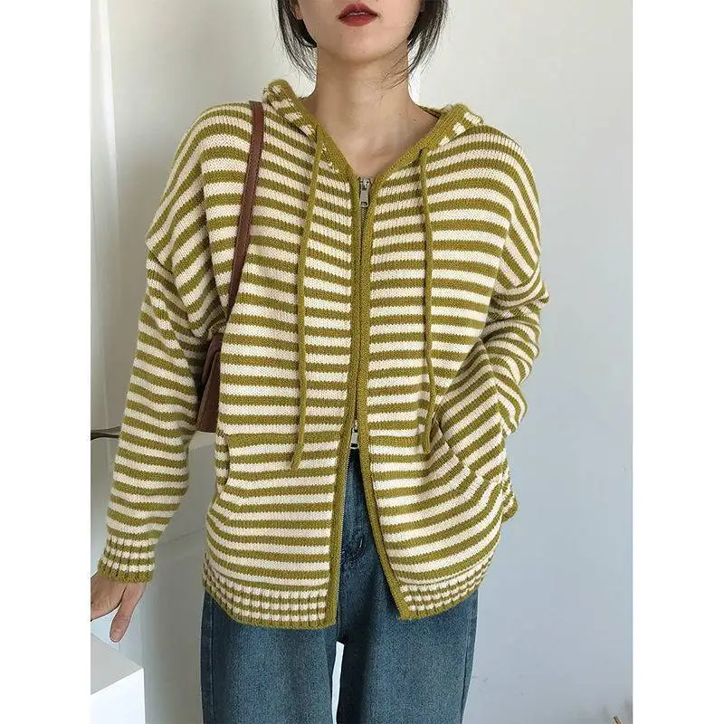 Autumn New College Style Stripe Hooded Sweater Coat Women\'s Contrast Color Zipper Pockets Loose Lazy Long Sleeved Knit Cardigan